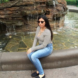 Meet your Posher, Danary